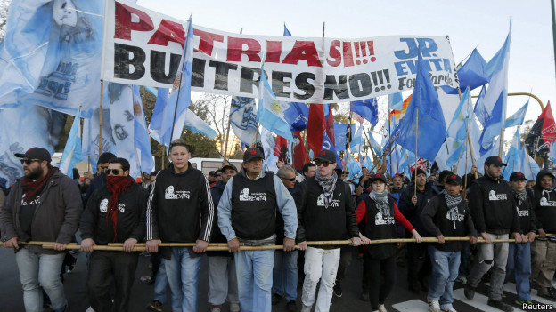 Marcha contra los fondos buitre en Argentina