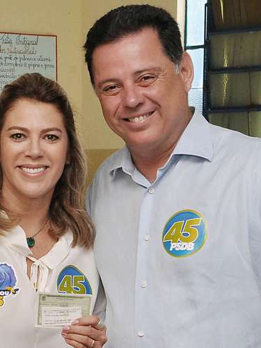 O candidato ao governo de Goiás, Marconi Perillo (PSDB) votou na manhã deste domingo (26)