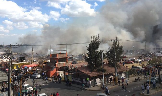 Últimas noticias de México hoy: al menos 31 muertos y decenas de heridos por explosión en mercado de pirotecnia en Tultepec